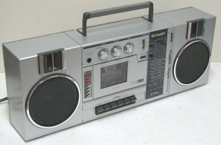 Vintage Sharp Gf - 7300c 4 Band Boombox Am Sw1 Sw2 Fm Stereo 110 / 220 V Good
