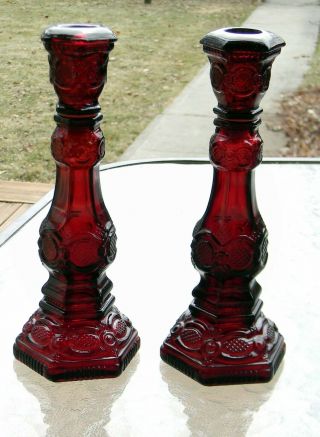 2 Vintage Avon 1876 Ruby Red Cape Cod Tall Candle Stick Holders Pair Exc