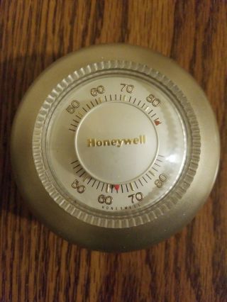 Vintage Honeywell Round Thermostat Non Programmable Heat & Cool