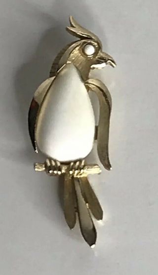 Crown Trifari Vtg 1940’s Jelly Belly Moon Stone Bird Brooch Pin Signed Vintage