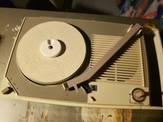 Vintage SINGER Portable Battery Powered 45/33 rpm Record Player Phonograph 3