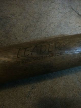 Vintage Leader Babe Ruth Model 33 " Hillerich & Bradsby Wood Baseball Bat No.  9
