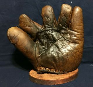1930s Earl Averill Buckle Back Vintage Baseball Glove Mitt Old Antique