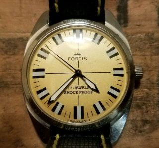 Vintage Fortis Analog Hand Wind Watch 17 Jewels Shock Proof Swiss Made