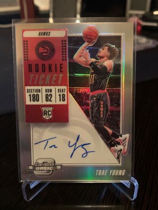 2018 - 19 Contenders Optic Trae Young Rookie/auto Hot