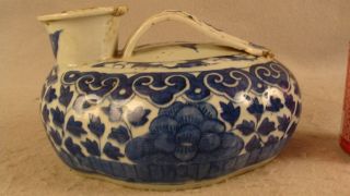 Antique Ming Chinese Blue & White Porcelain Chamber Pot Bats 3