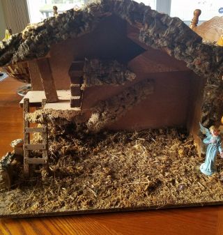 Vintage Wooden Christmas Nativity Manger Stable Only - With Music Box