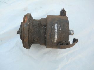 John Deere Distributor Antique Tractor Delco Remy 1111558 A,  G Other 2 Cyl.  ?