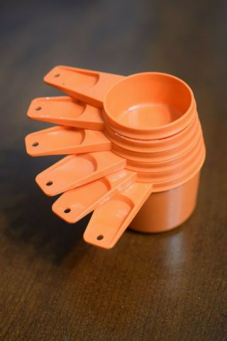Vintage Tupperware Nesting Measuring Cups Orange Complete 6 Pc Set