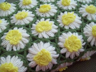 Vintage Handmade Crochet Blanket Afghan Yellow Green 3d Daisy Flowers 45 X 52 "