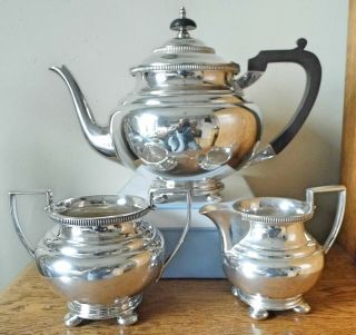 Vintage 1949 Walker & Hall Sheffield Silver Plated Tea Pot Milk Jug & Sugar Bowl