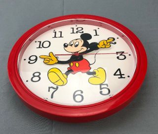 Vintage Walt Disney Mickey Mouse Lorus Quartz 10 - 1/2 " Wall Clock Fast Ship