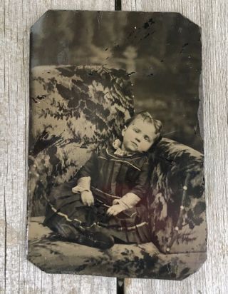 Antique American Post Mortem SWEET YOUNG GIRL Tintype Photo Mansfield Ohio 2