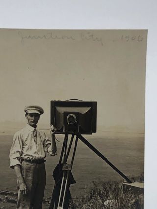 Vintage Antique B/W Photograph Snapshot Portrait Photographer Tripod Camera 1906 2