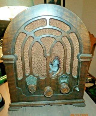 Antique 1930s Rca/victor Model 110 Cathedral Tube Radio