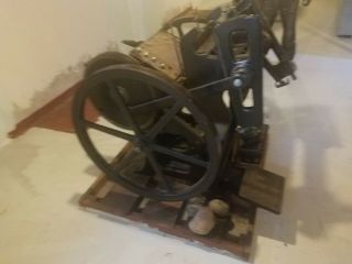 Chandler and Price 10x15 antique letterpress printing press. 3