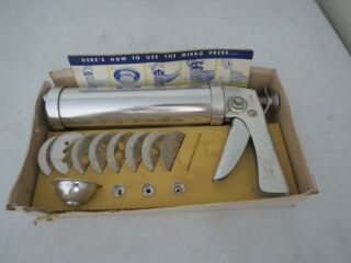 Vintage Wear - Ever Aluminum Cookie Gun Press And Pastry Decorator 3365
