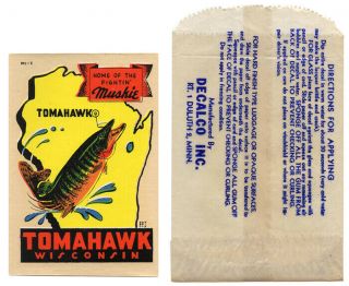 Vtg Souvenir Decal Tomahawk Wisconsin Lake Mohawksin Muskie Fishing Travel Art