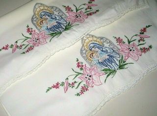 Vintage White Standard Size Pillowcases Floral Embroidery Virgin Mary Baby Jesus 2