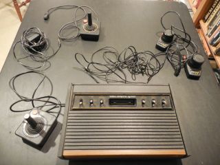 Vintage Atari 2600