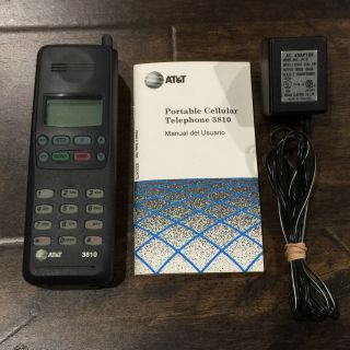 Vintage At&t Portable Cellular 3810 Cell Phone With At&t Nicad Battery