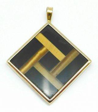 Vintage 14k Solid Yellow Gold/black Pendant Not Scrap Jewelry 1.  5g