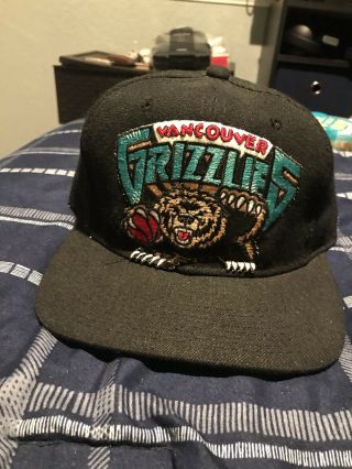 Vintage Vancouver Grizzlies Snapback Sports Specialties