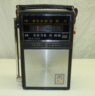 Vtg Ge General Electric Am/fm Solid State Portable Transistor Radio P 1849