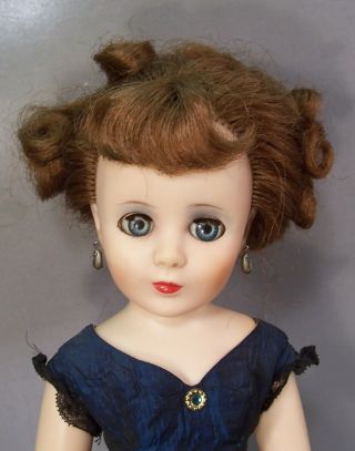 Very Pretty Vintage 20 inch American Character Toni Doll 2
