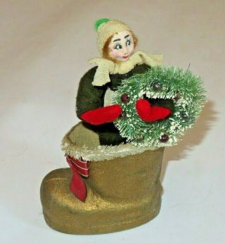 Vintage Caroler Wreath Paper Mache Santa Claus Boot Christmas Decoration (t451