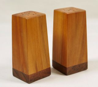 Vintage Mid Century Mcm Danish Modern Teak Walnut Wood Salt Pepper Shakers Retro