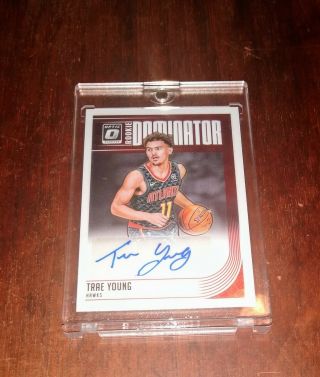 2018 - 19 Trae Young Optic Dominator Rookie Auto ’d 38/50 Rc
