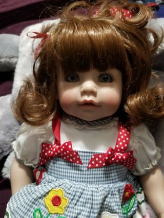 Lee Middleton Girl Doll 20in Long.  Vintage 1997