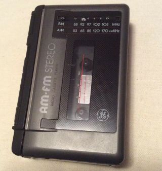 Vintage Ge 3 - 5482a Portable Am/fm Radio Cassette Player &