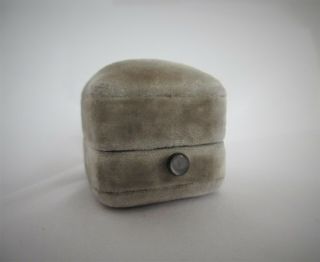 Antique velvet ring box with little pearl button,  IN FANTASTIC MMK 2