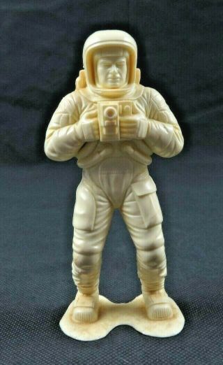 1970 Louis & Marx Plastic Astronaut Space Man Vintage Toy U.  S.  A.  With Camera