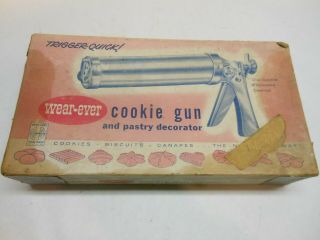 Vintage Wear Ever Cookie Gun And Pastry Decorator Trigger Quick Holiday
