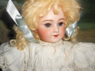 Charming Antique Sfbj Size 6 French Bebe Doll