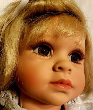 Cheri Mcafooes Royal Vienna Doll Signed By Lloyd Middleton 1998 Birthday Vtg