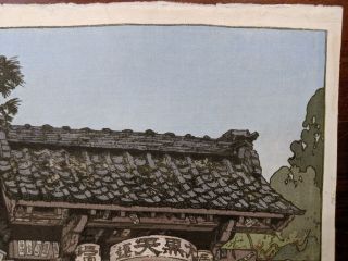 1933 Hiroshi Yoshida Japanese Woodblock Print Little Temple Gate 3