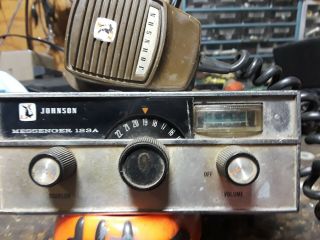 Vintage Johnson Messenger 123a Cb Radio With Mic