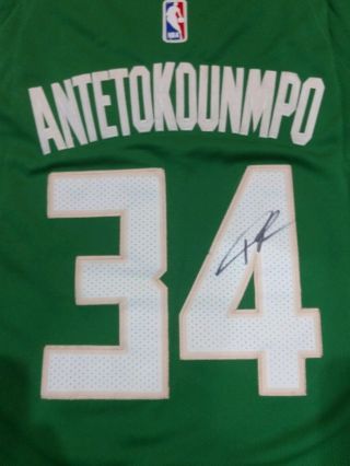 Giannis Antetokounmpo Milwaukee Bucks Basketball Signed Autographed Jersey