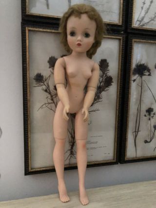 Vintage 20” Madame Alexander Cissy Doll