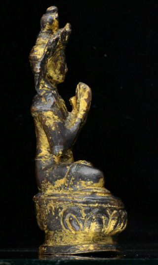 A Chinese antique Tibetan gilt bronze statue of Buddha (17th/18th century) 3