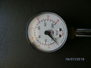 Vintage Crypton Pressure Tester In 200 Lb / In 14 Kg / Cm
