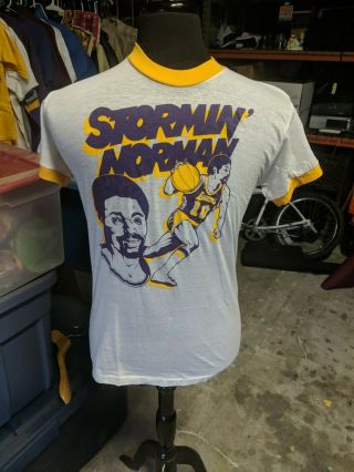 Vintage Los Angeles Lakers Basketball T - Shirt Storming Norman