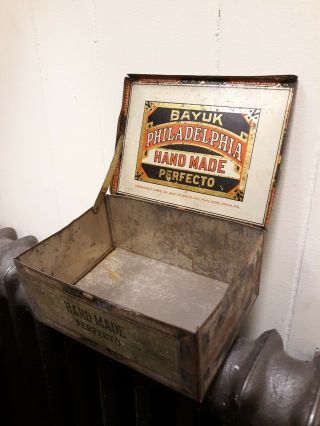 Vintage Bayuk Philadelphia Hand Made Perfect Cigar Tin Box