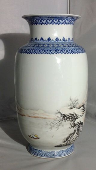 LARGE EXCEPTIIONAL Antique Chinese SNOW SCENE porcelain vase REPUBLIC with MARK 2