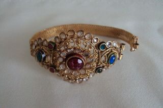 Vintage Gold Tone Mesh And Jewels Bracelet/ 5