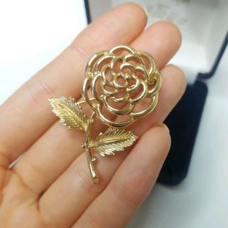 Vintage Signed Sarah Coventry Flower Rose Gold Tone Brooch Costume Jewellery